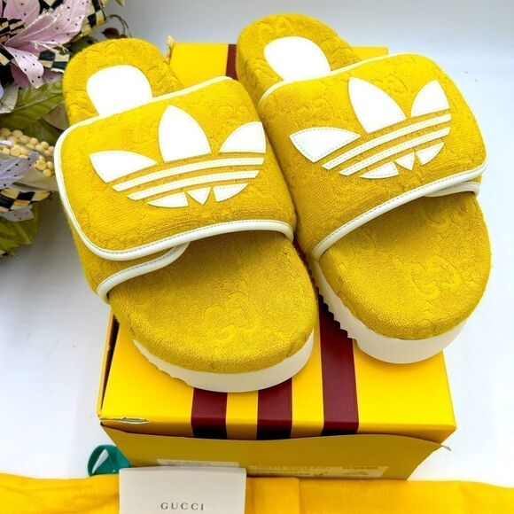 Men’s Gucci X Adidas, GG monogram slides size 10 made in Italy - Picture 1 of 9